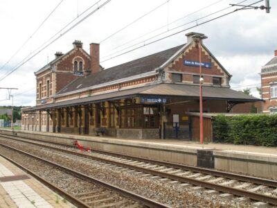 Gare de Moustier/Sambre